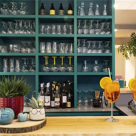 Greet Nancy Sud Otel *