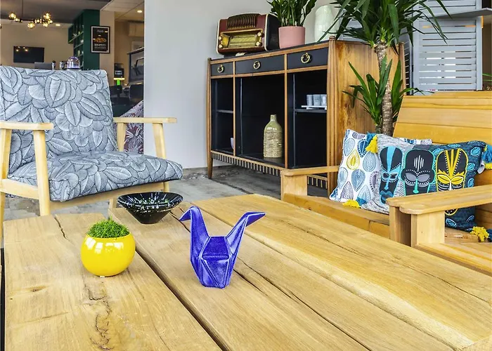 Greet Nancy Sud 호텔 *