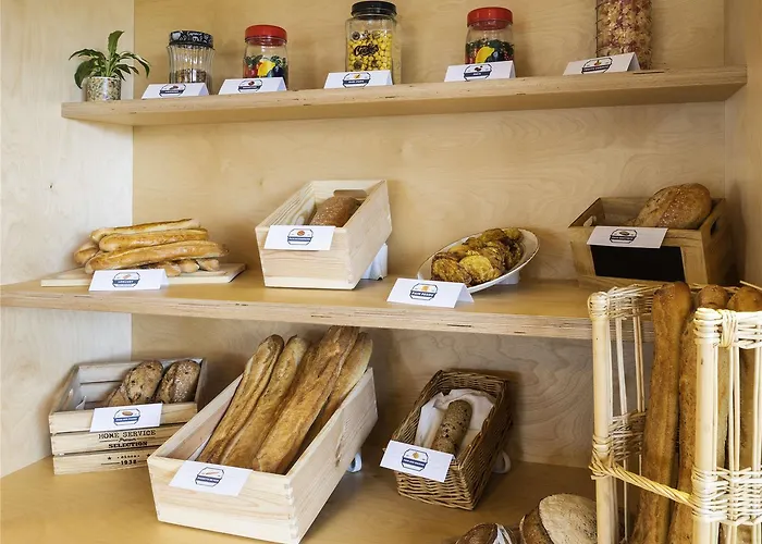 Greet Nancy Sud Отель